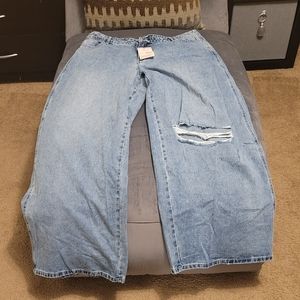 Low rise distress boyfriend wide leg jeans